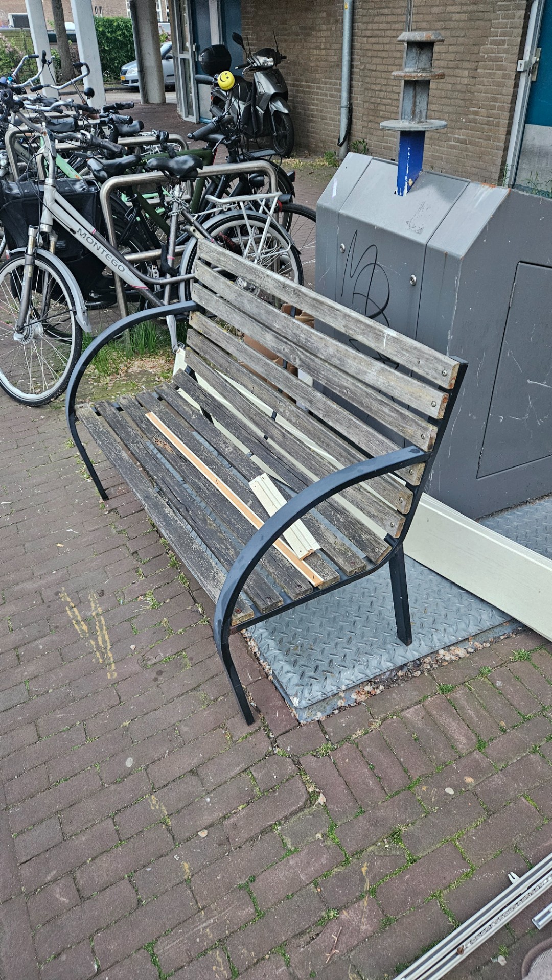 Wooden bench 1
