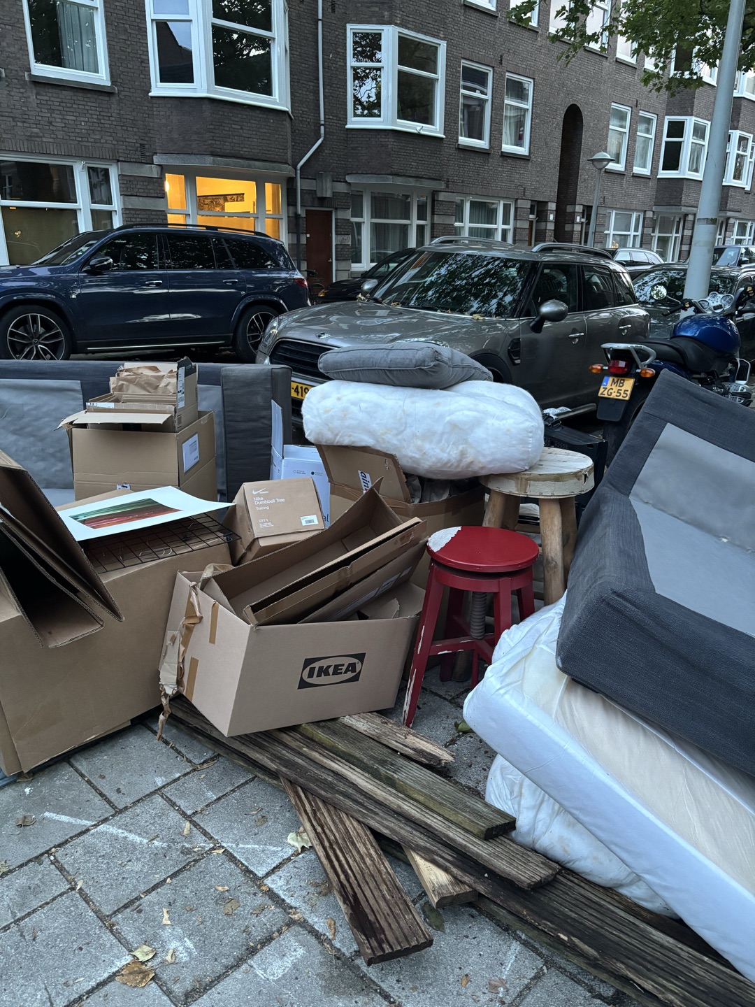 Item found on Amsterdam, Zuid, Apollobuurt, Tintorettostraat 17 3