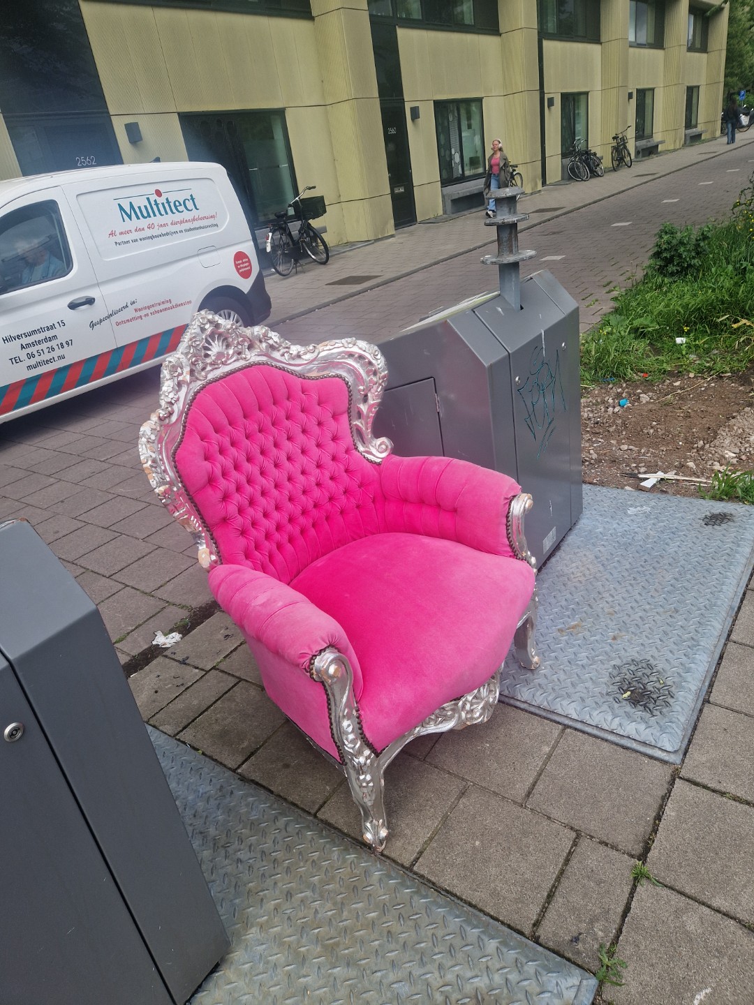 Item found on Amsterdam, Middenmeer, Carolina MacGillavrylaan 2706 1