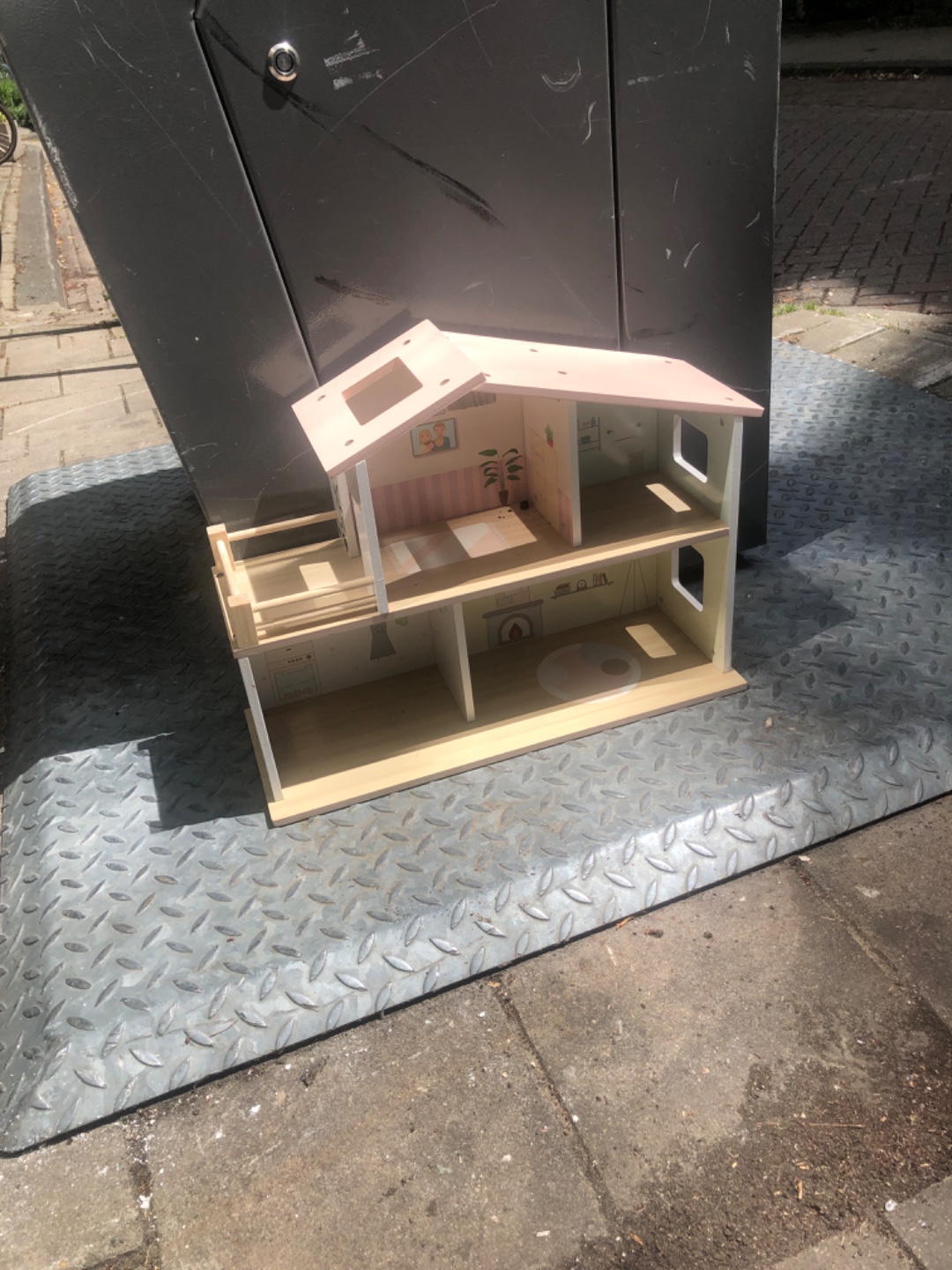 Item found on Amsterdam, De Pijp, Eerste Jan van der Heijdenstraat 121 1