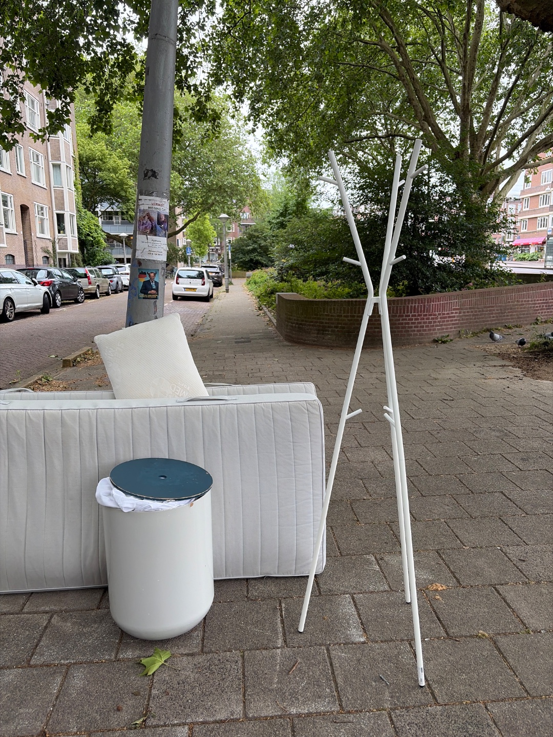 Item found on Amsterdam, West, De Baarsjes, Admiraal De Ruijterweg 36 2