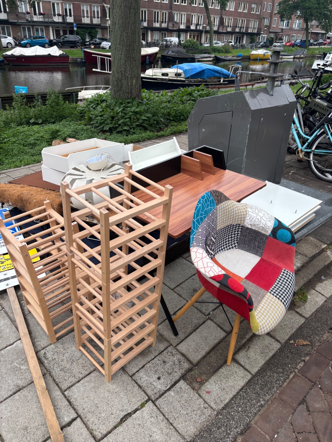 Item found on Amsterdam, De Krommert, Filips Van Almondestraat 32 1