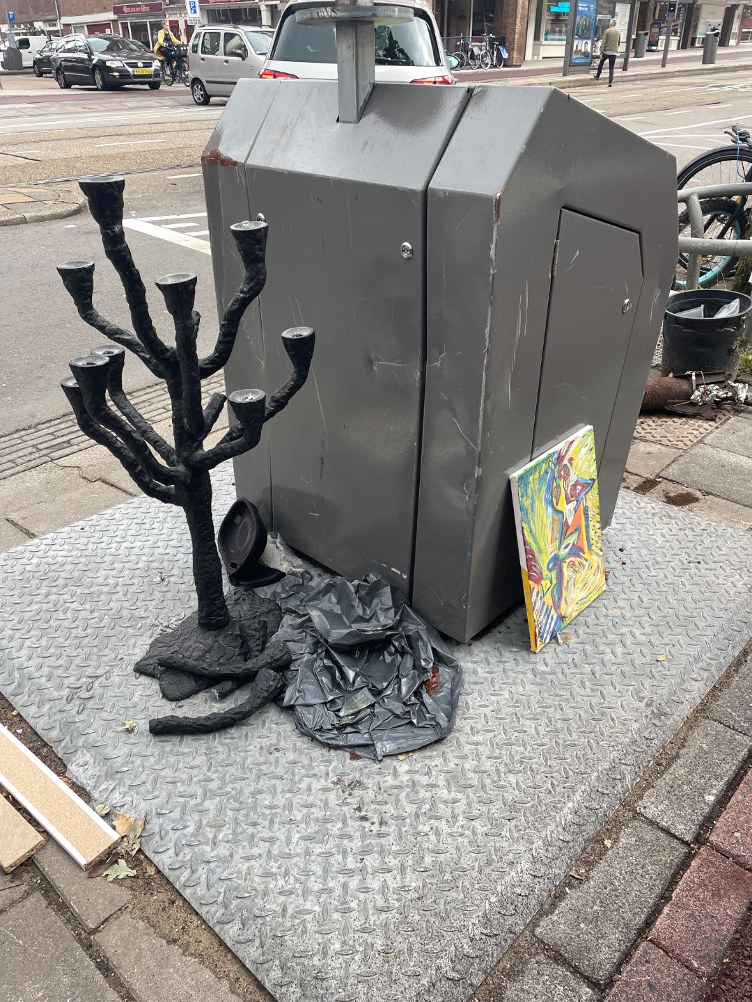Veelarmige kandelaar en kunst 1