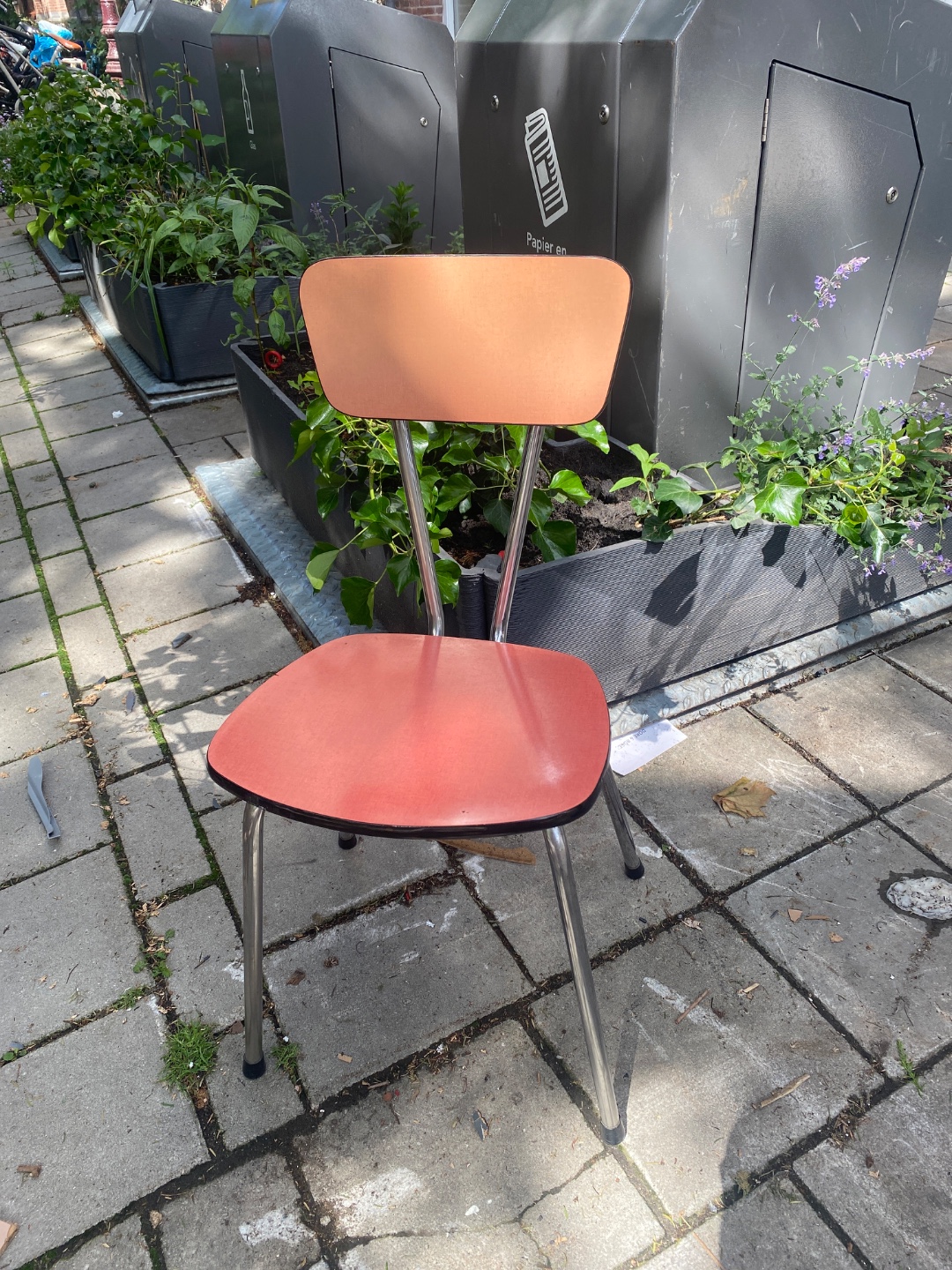Item found on Amsterdam, Oost, Tilanusstraat 57 1