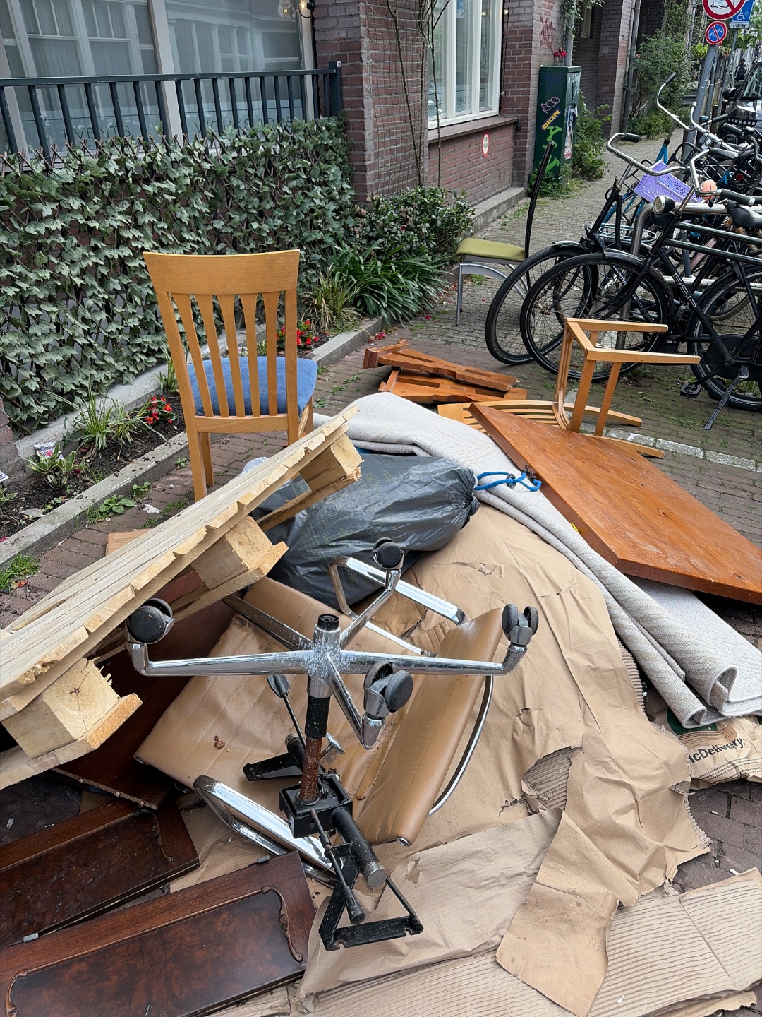 Item found on Amsterdam, West, Helmersbuurt, Bosboom Toussaintstraat 21 2