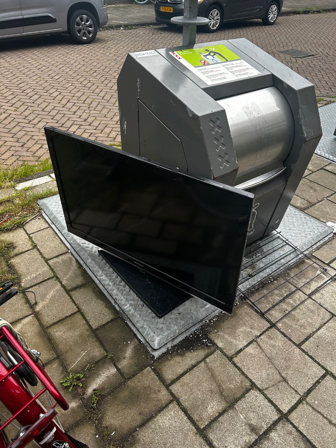 Tv screen 1
