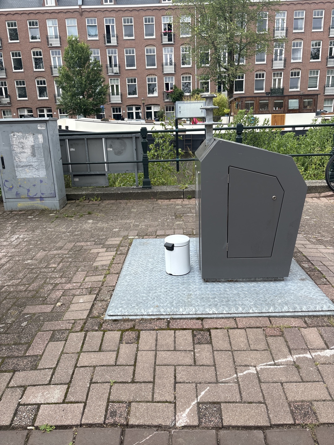 Item found on Amsterdam, Staatsliedenbuurt, Korte De Wittenstraat 11 1