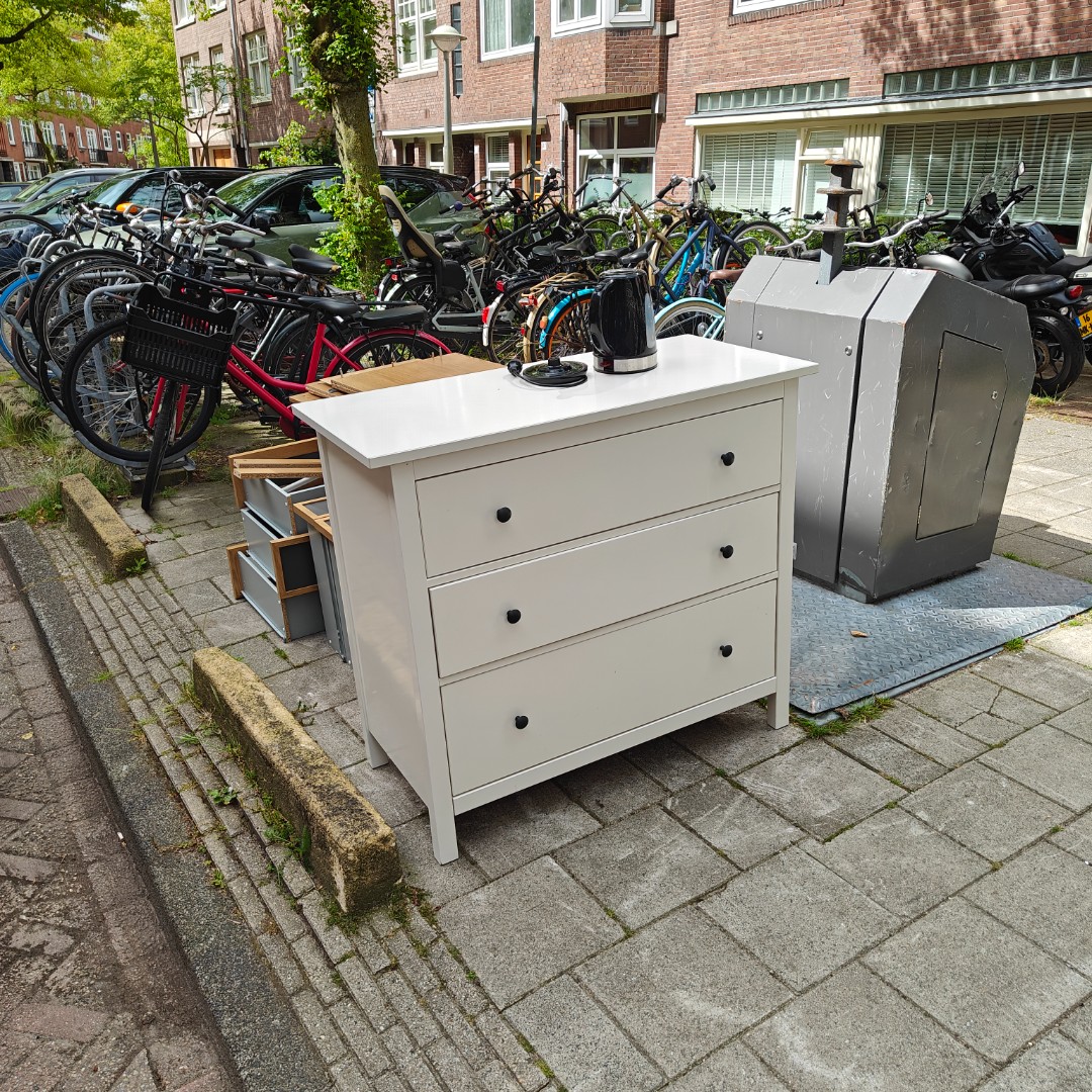 Item found on Amsterdam, Westindische Buurt, Bonaireplein 15 1