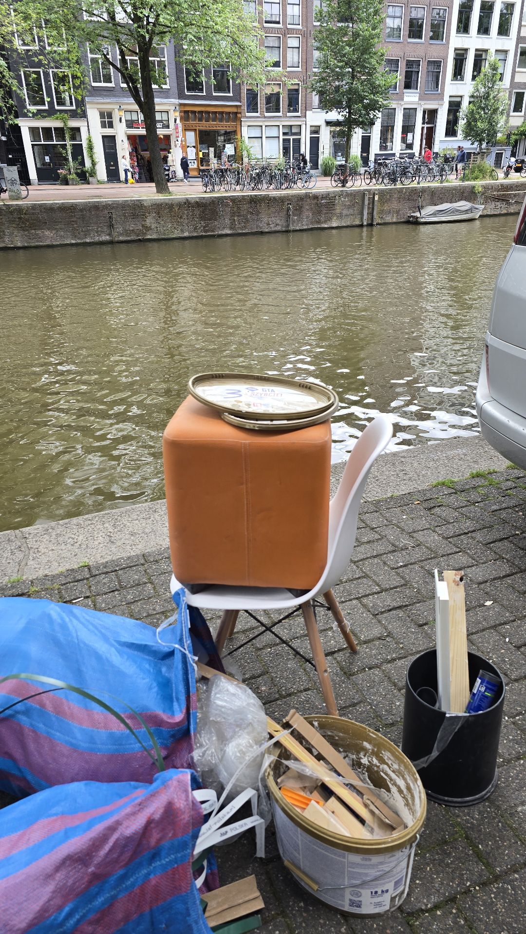 Item found on Amsterdam, Centrum, Geldersekade 30 1