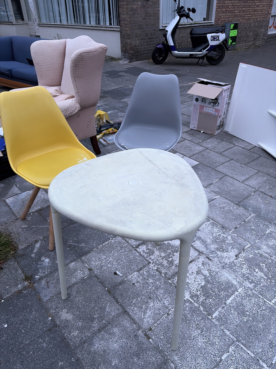 Sofa chair  chairs gardentable 3