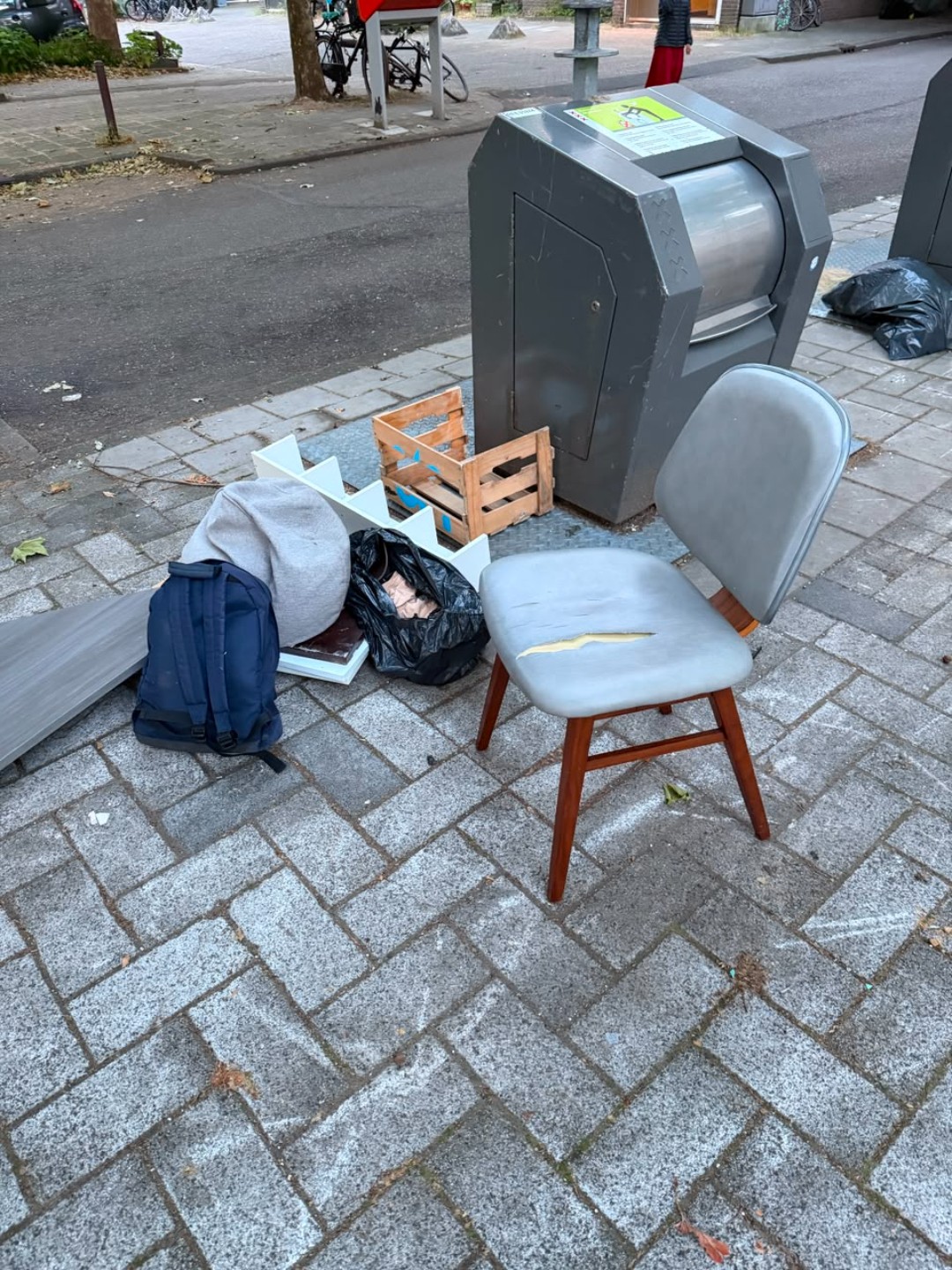 Item found on Amsterdam, Centrale Markt, Marcantilaan 229 1