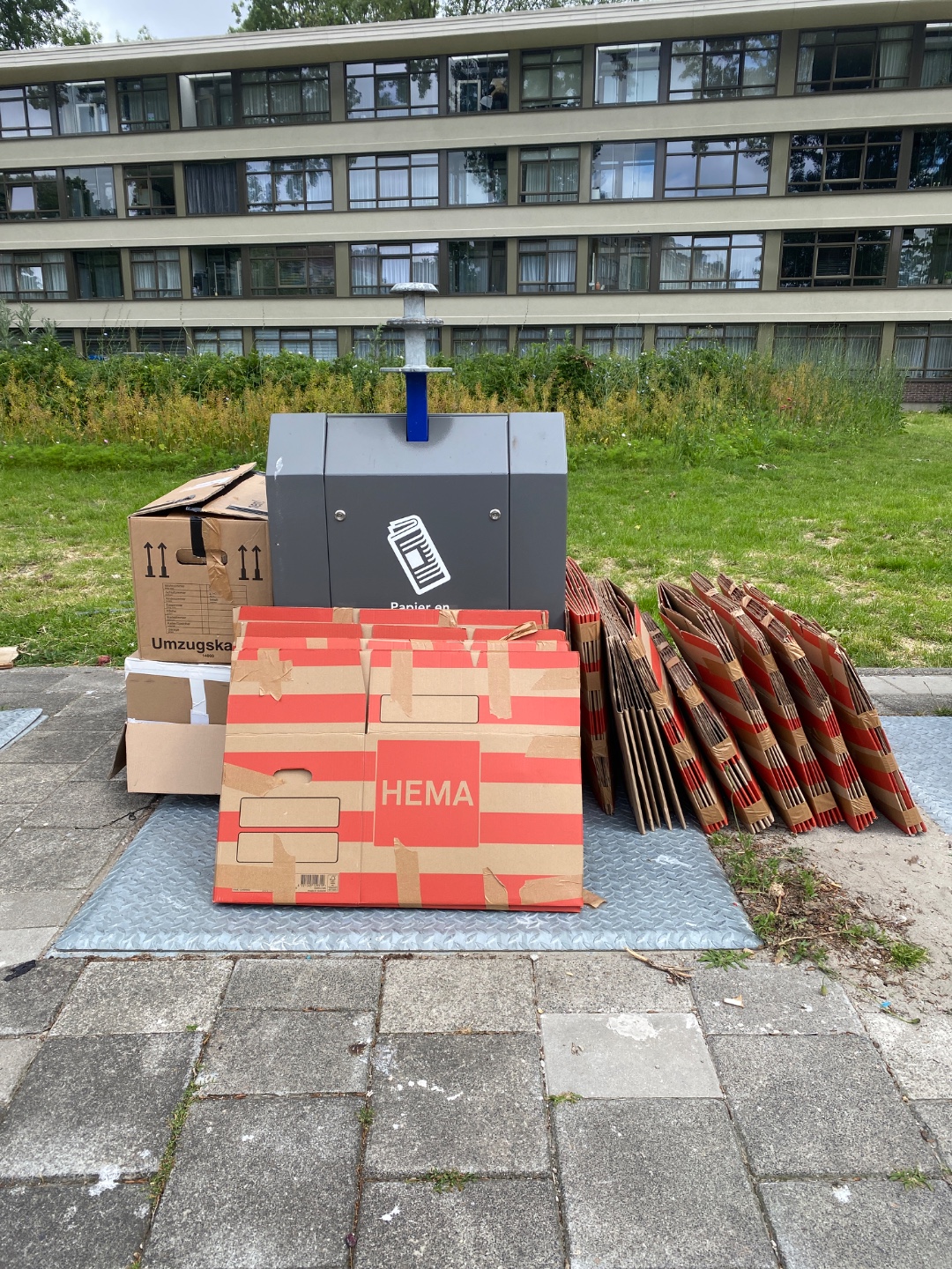 Around 60 moving boxes 2