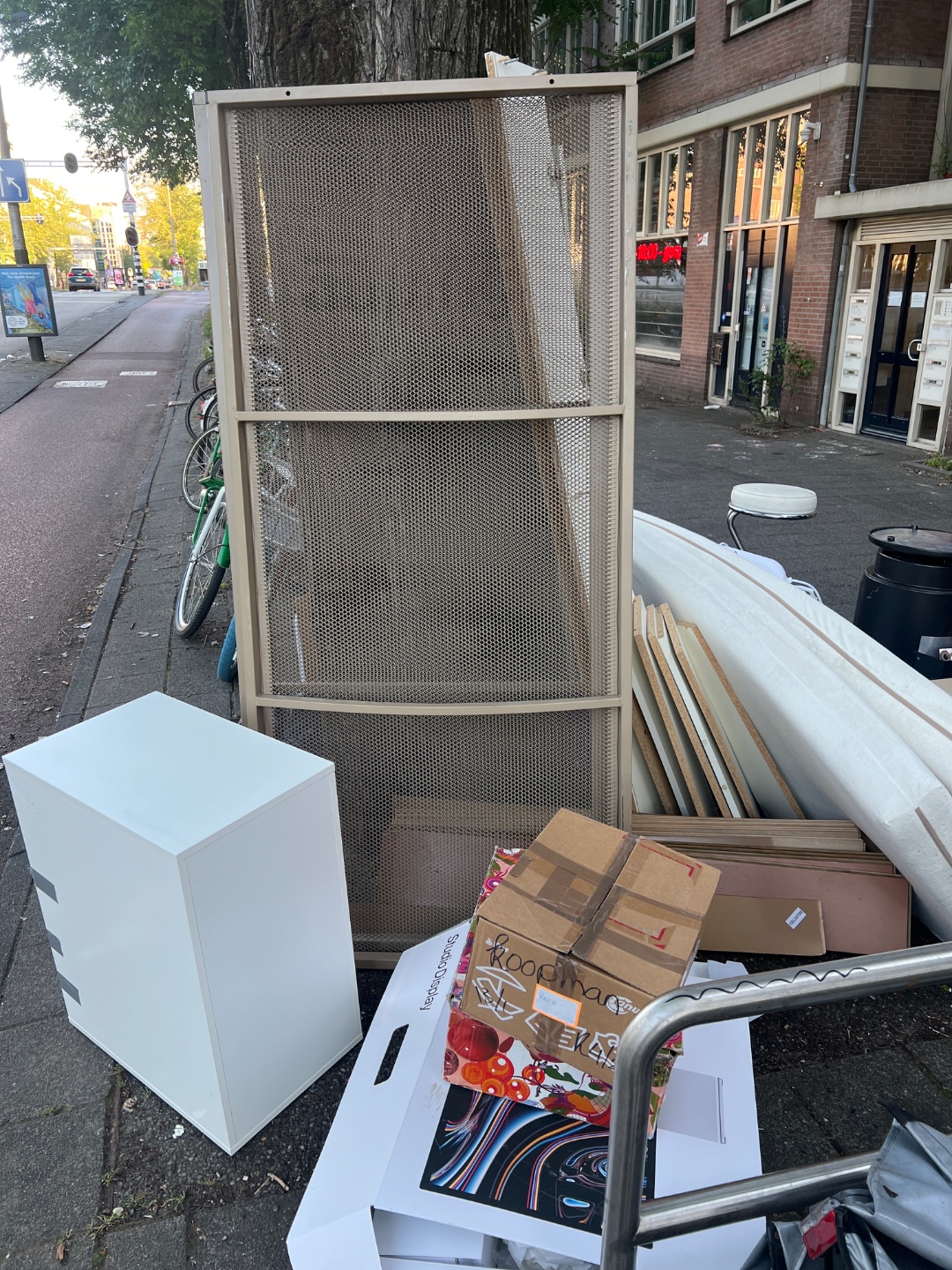 Item found on Amsterdam, Centrum, Nieuwmarkt/Lastage, Jonas Daniël Meijerplein 8 1