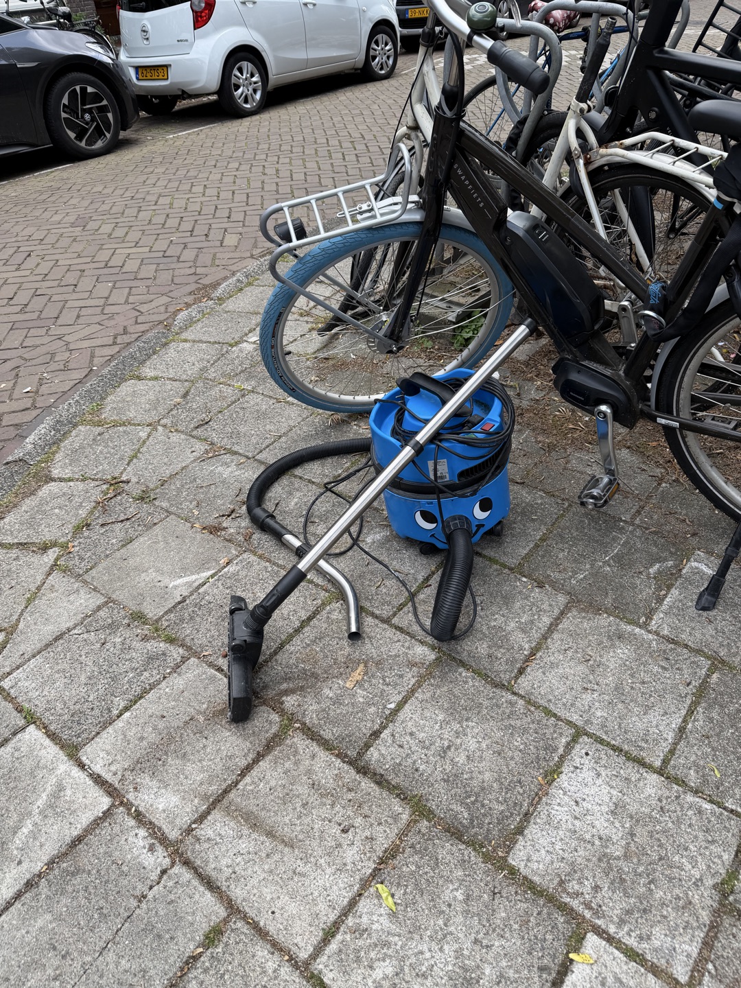 Item found on Amsterdam, Stadionbuurt, Agamemnonstraat 8 1