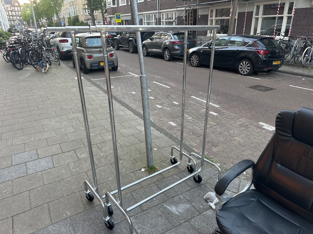 Item found on Amsterdam, Zuid, Apollobuurt, Beethovenstraat 82 1
