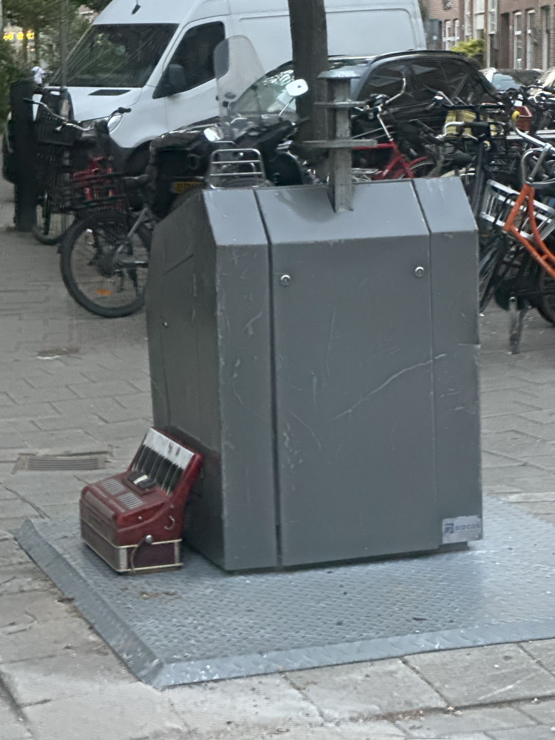 Item found on Amsterdam, De Pijp, Dusartstraat 50 1