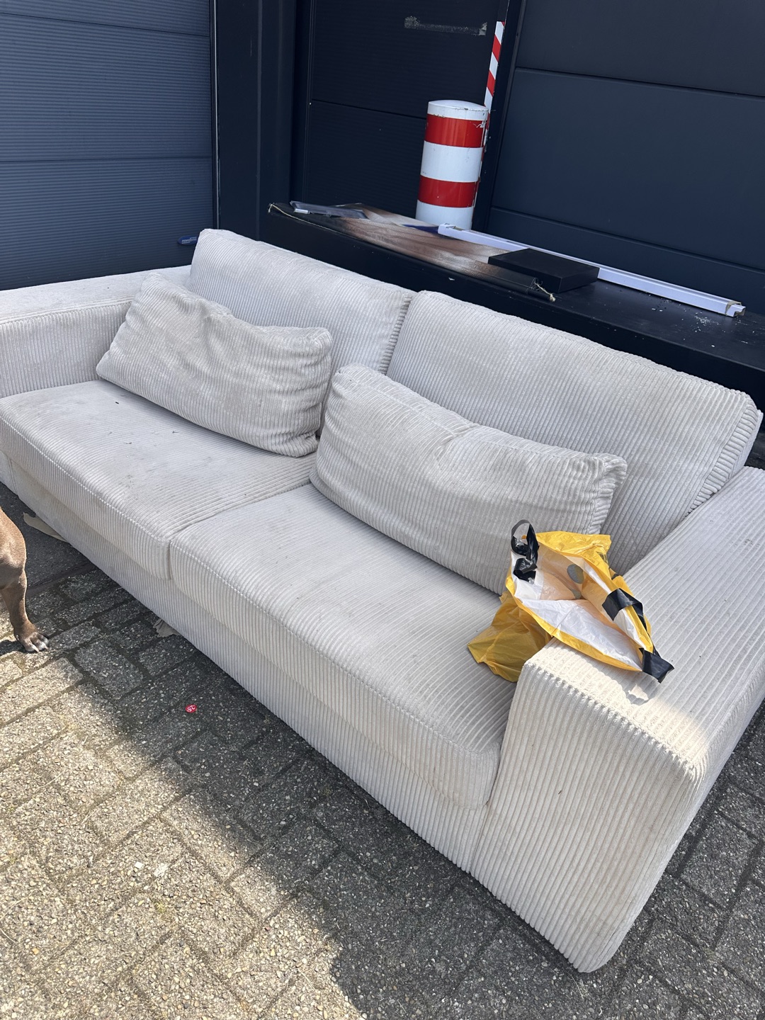 Couch 210cm 

Just needs a wash 1