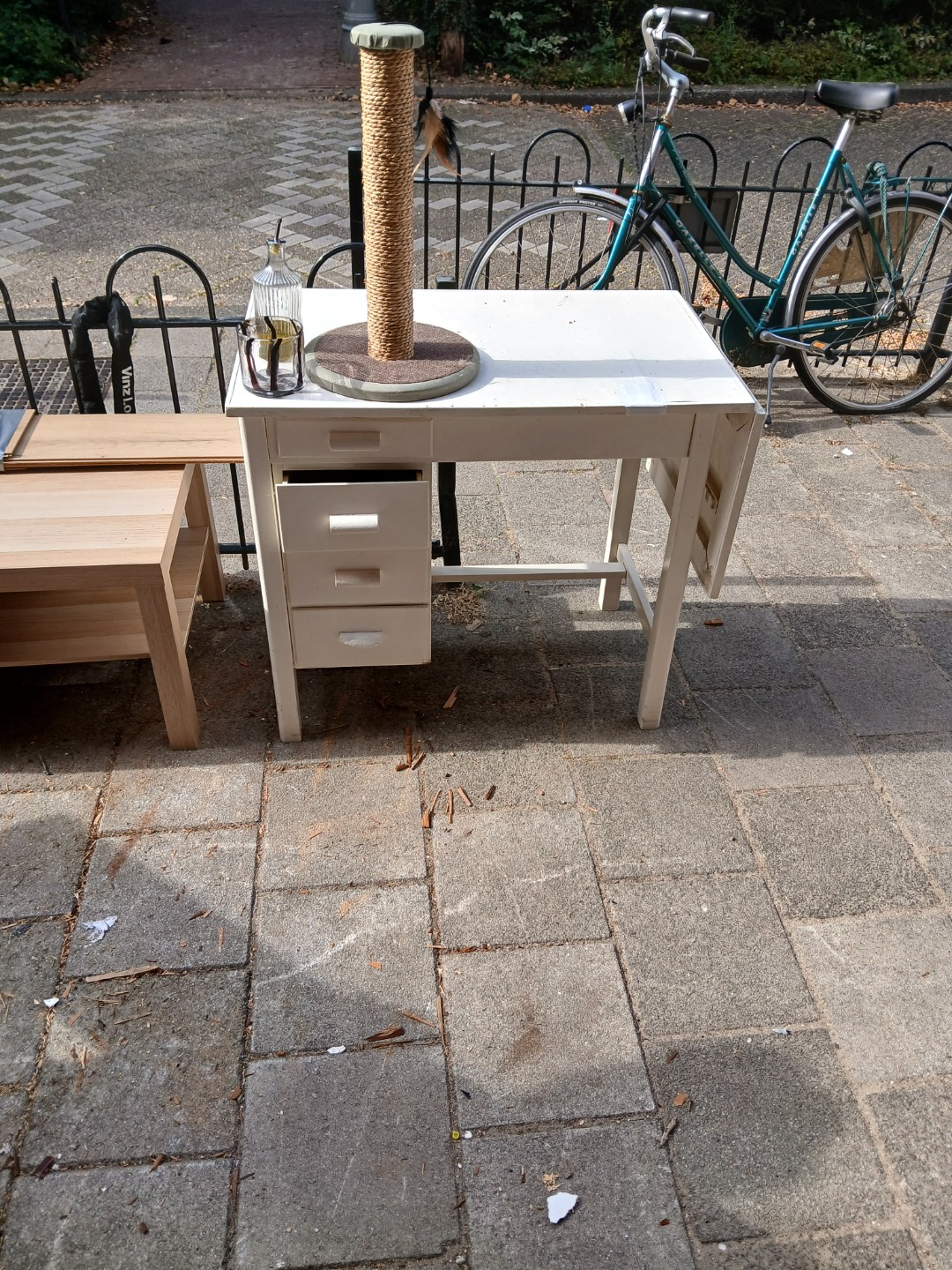 Item found on Amsterdam, Spaarndammer- en Zeeheldenbuurt, Zaanhof 110 1