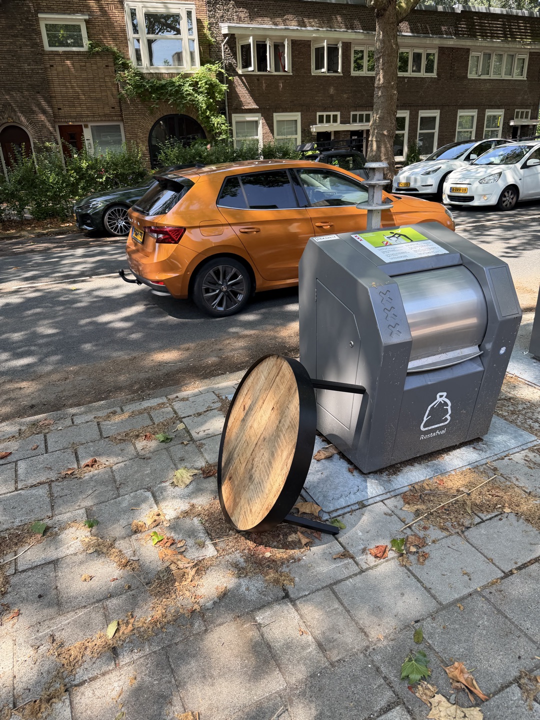 Item found on Amsterdam, Zuid, Buitenveldert-West, Amstelveenseweg 703 1