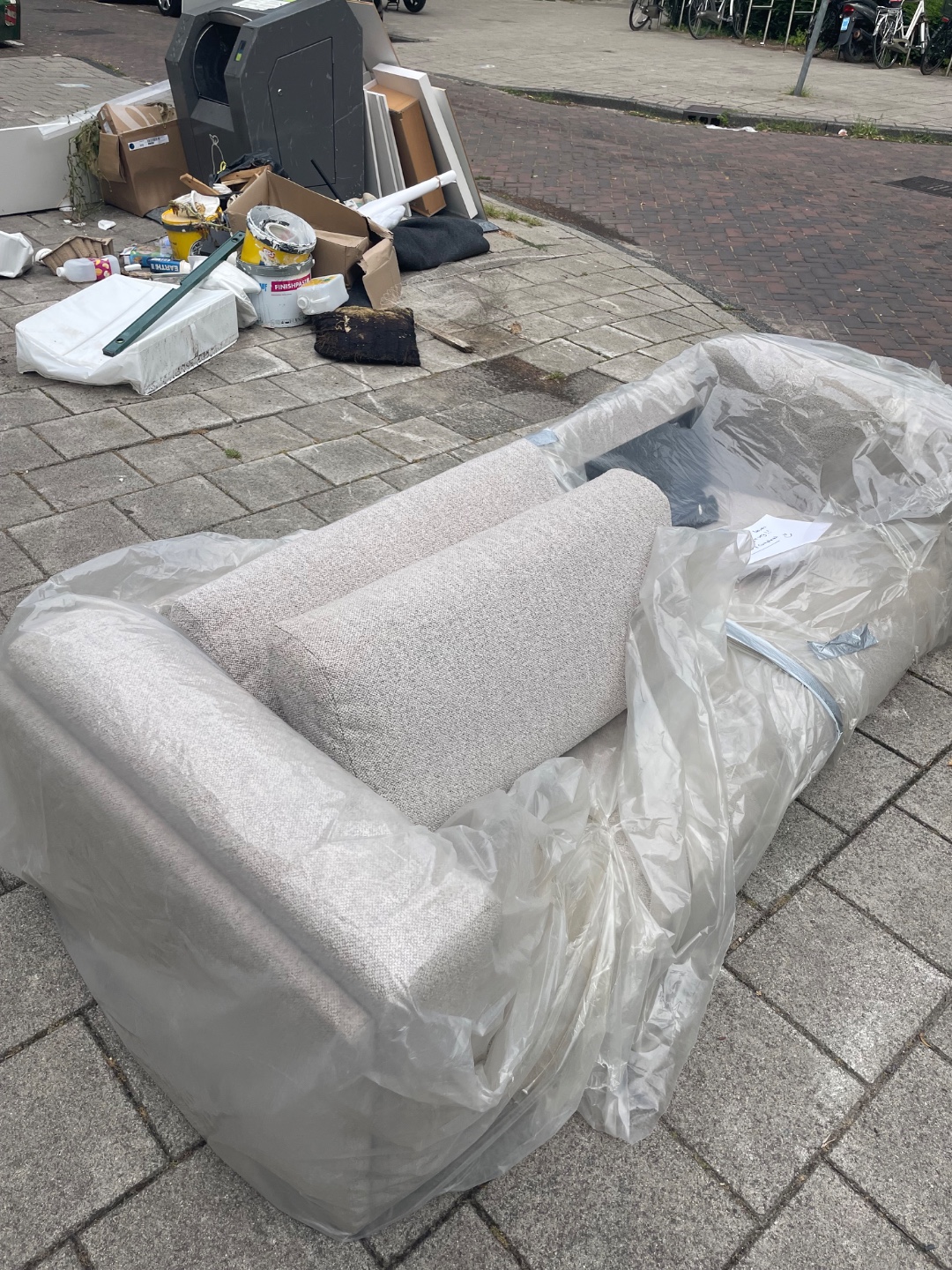 Item found on Amsterdam, Hoofddorppleinbuurt, Sassenheimstraat 1 1