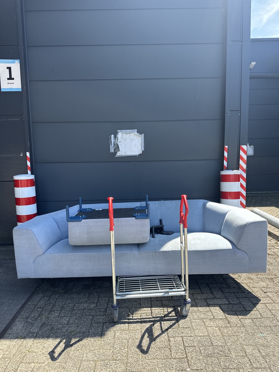 Bert Plantagie bank. 

240cm 1