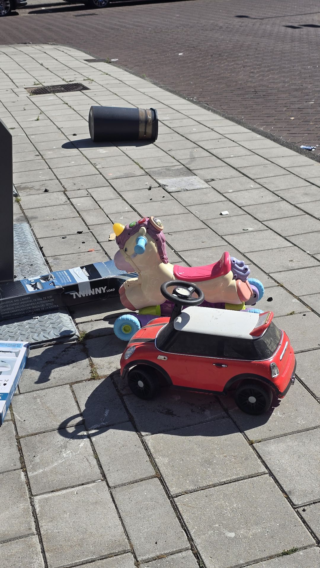 Item found on Amsterdam, Slotervaart, Ubbo Emmiushof 2 1