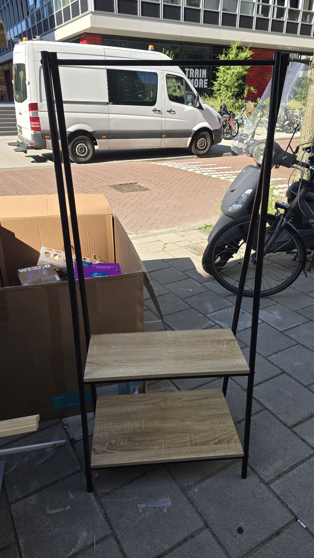 Item found on Amsterdam, Nieuw-West, Overtoomse Veld, Koningin Wilhelminaplein 946 1