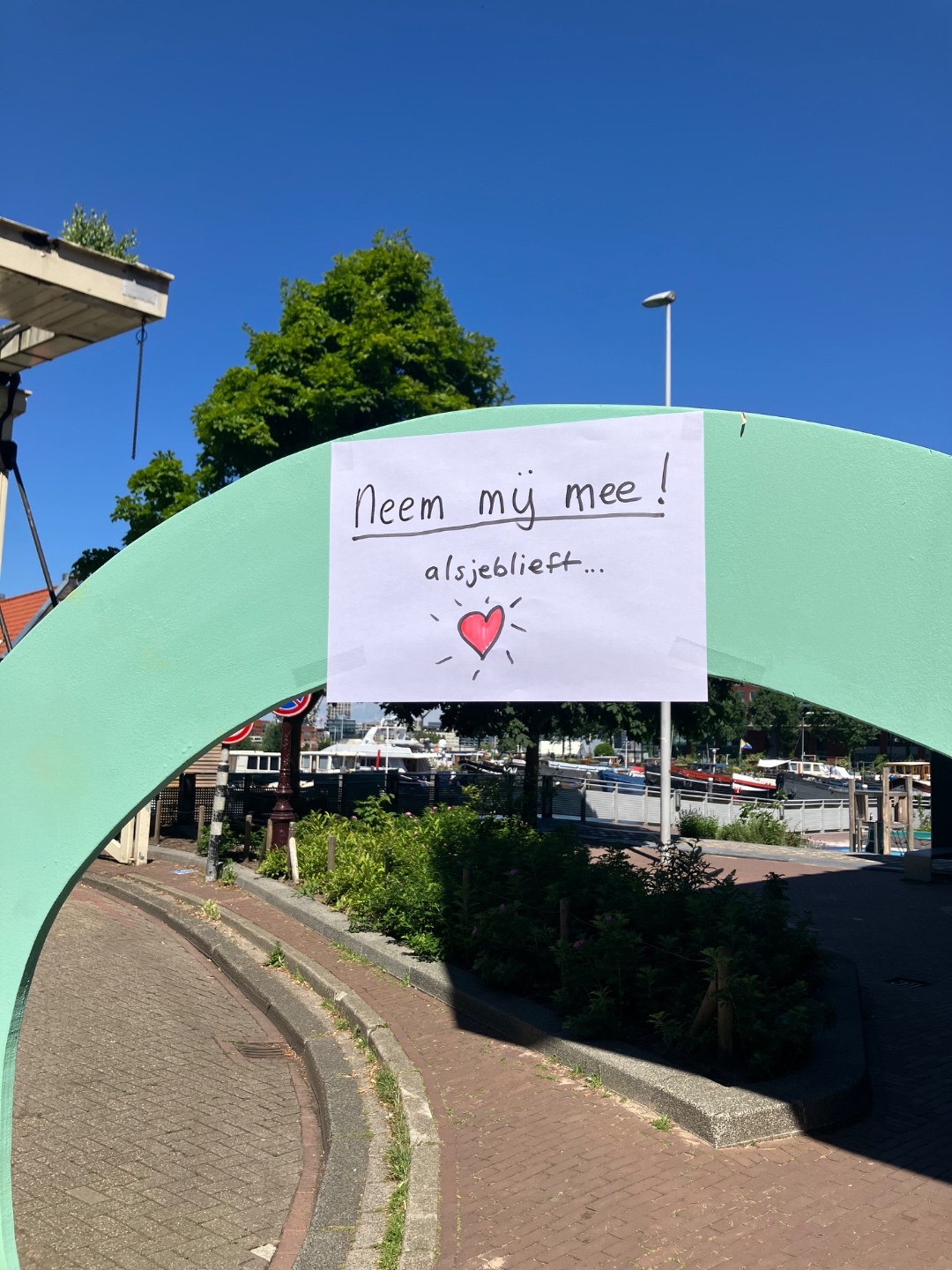 Item found on Amsterdam, Centrum, Grote Bickersstraat 102 2