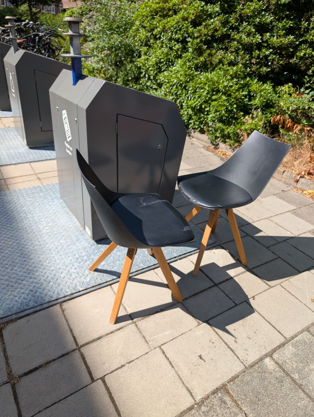 Item found on Amsterdam, Staatsliedenbuurt, Van Rappardstraat 1 1