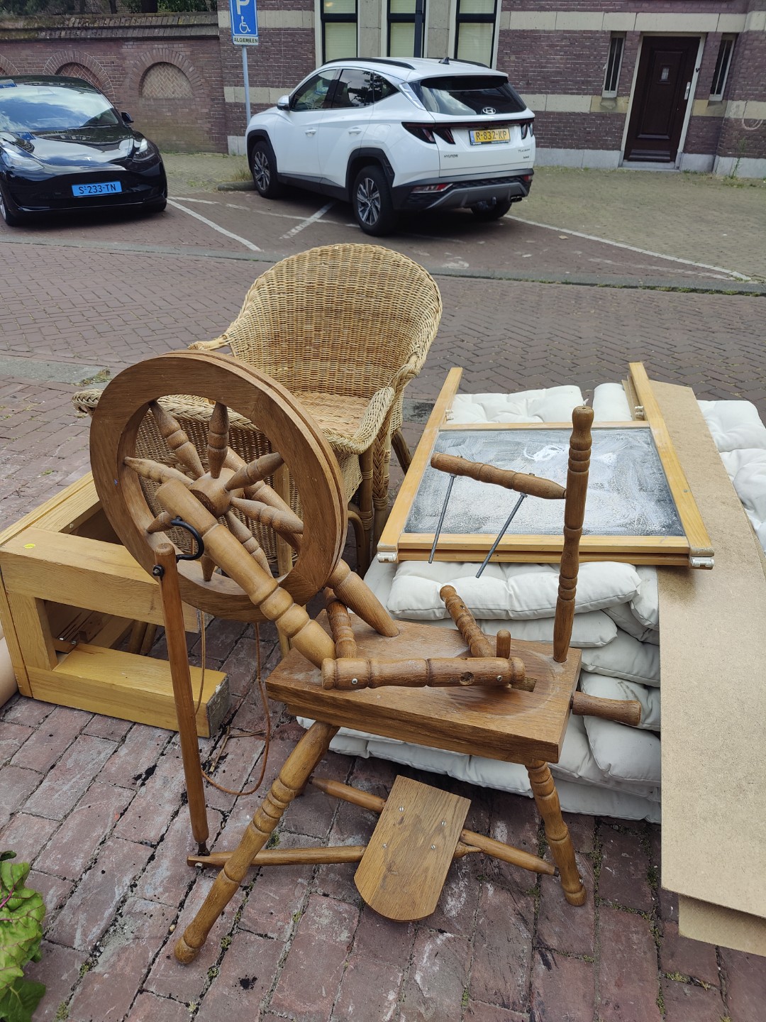 Item found on Amsterdam, Indische Buurt West, Ambonplein 37 1