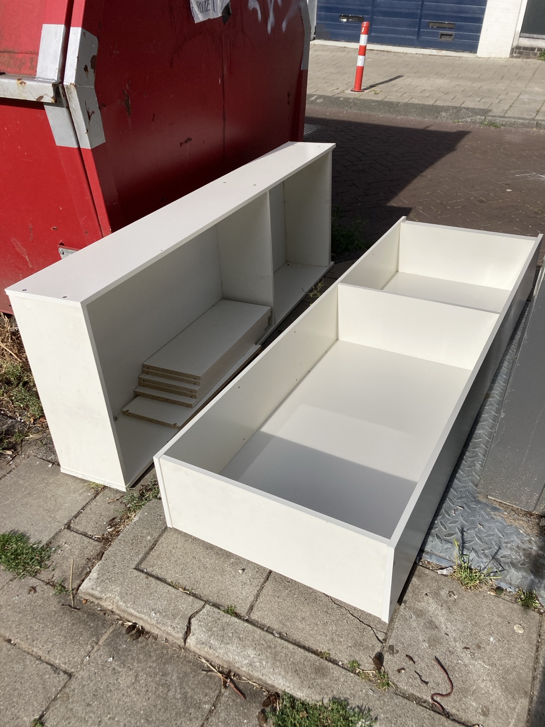 IKEA cabinet in good conditions 1