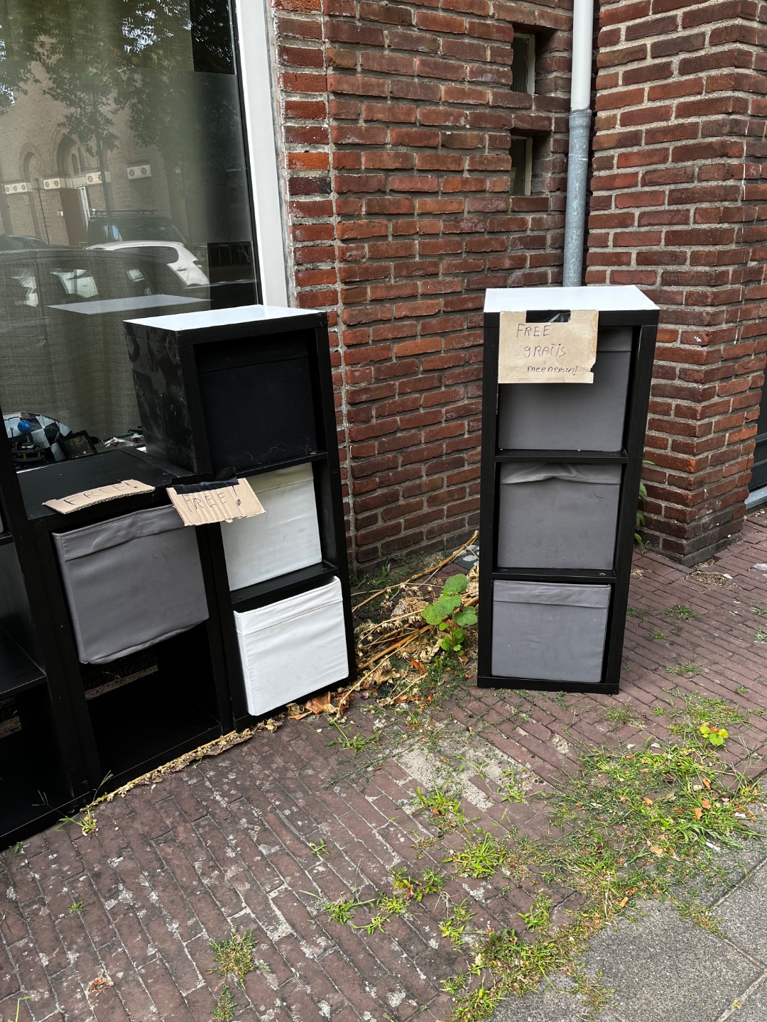 Kallax from Ikea. Looks a bit dusty but perfect for storage under the stairs or in basement. Not mine, it’s in my neighborhood. 2