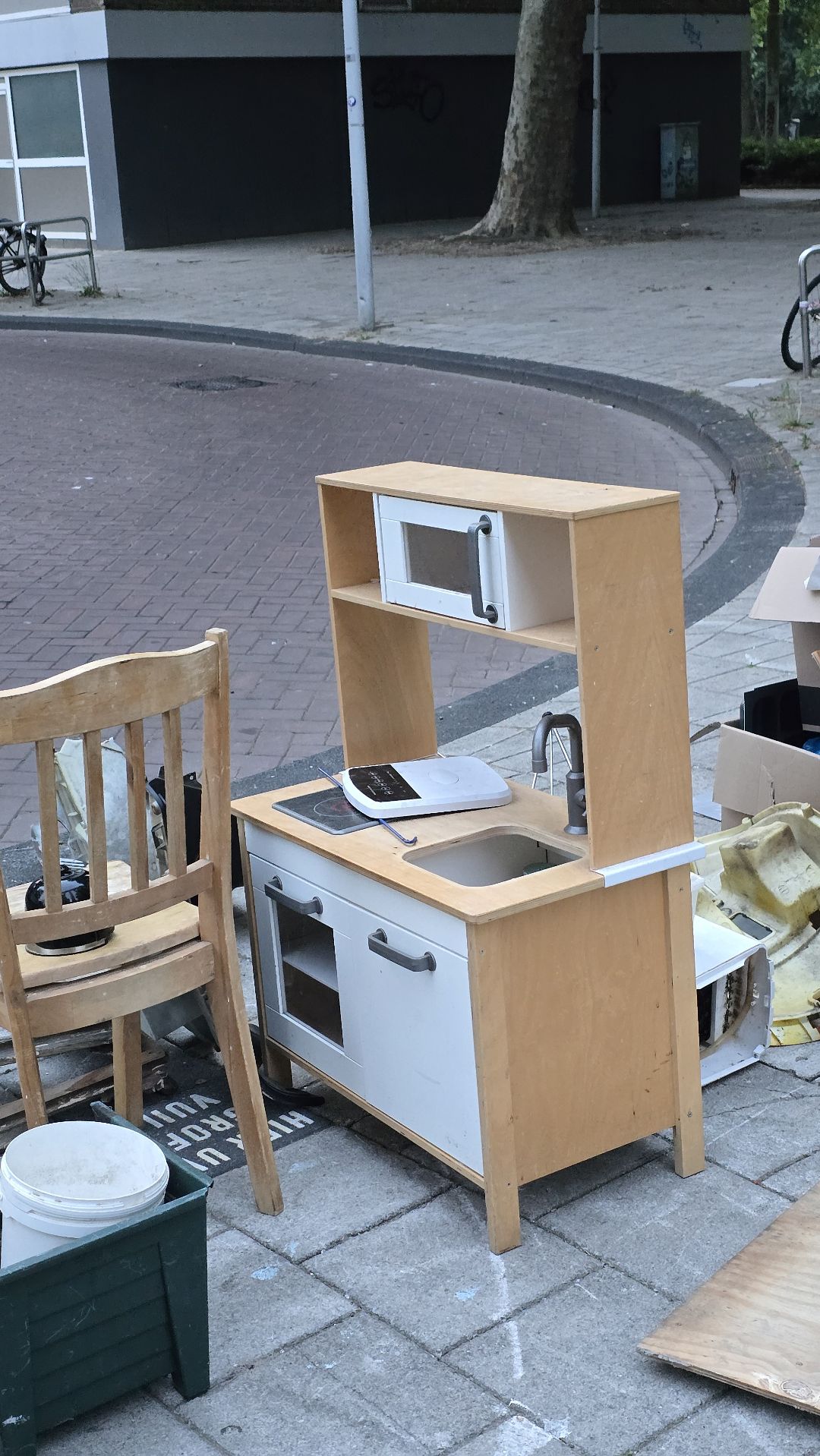 Item found on Amsterdam, Westlandgracht, Kwintsheulstraat 1 1