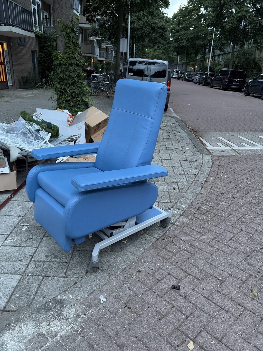 Item found on Amsterdam, Slotervaart, Jacques Veltmanstraat 32 3
