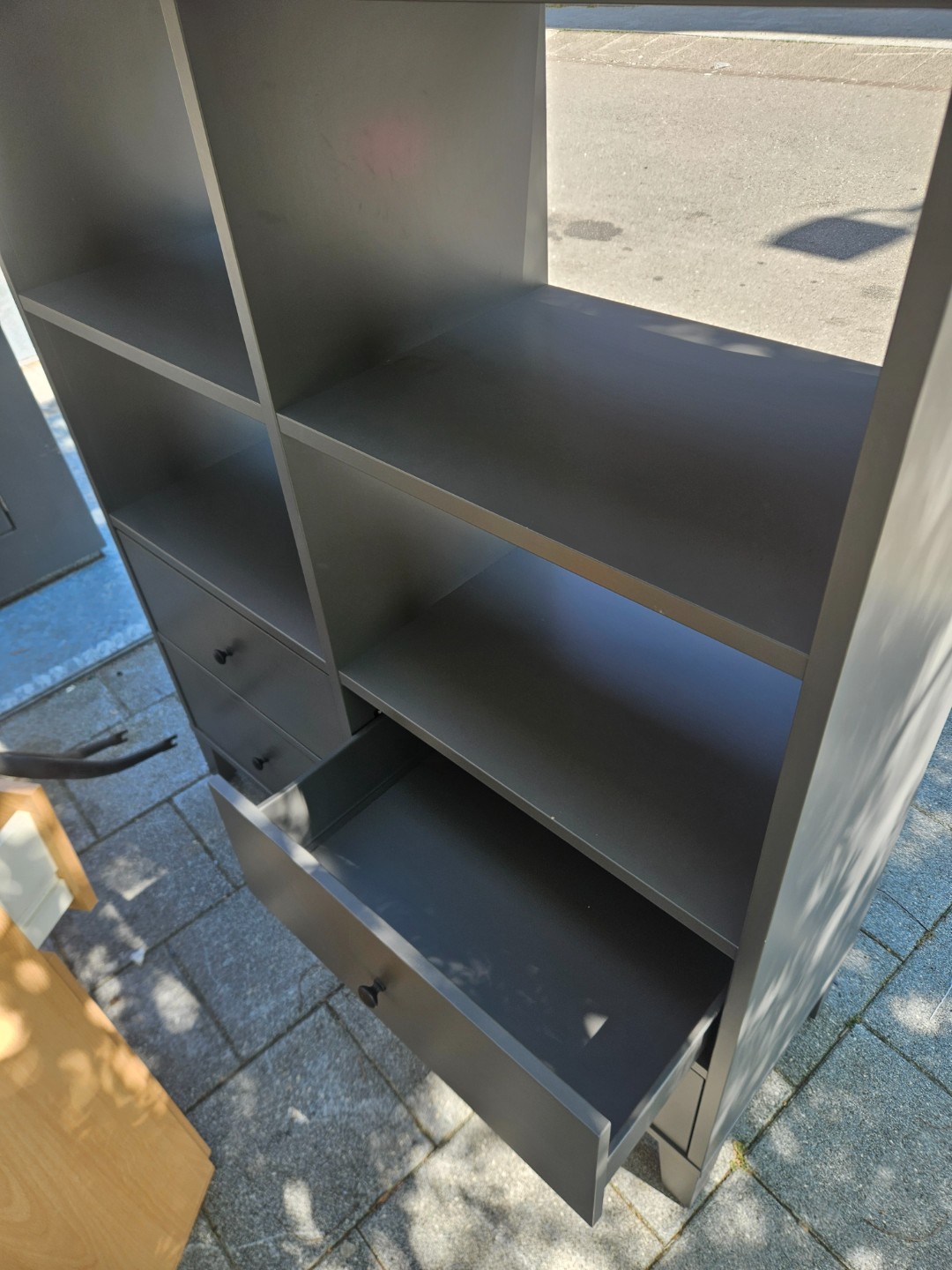 Nice cupboard, taupe grey, with 4 drawers 2