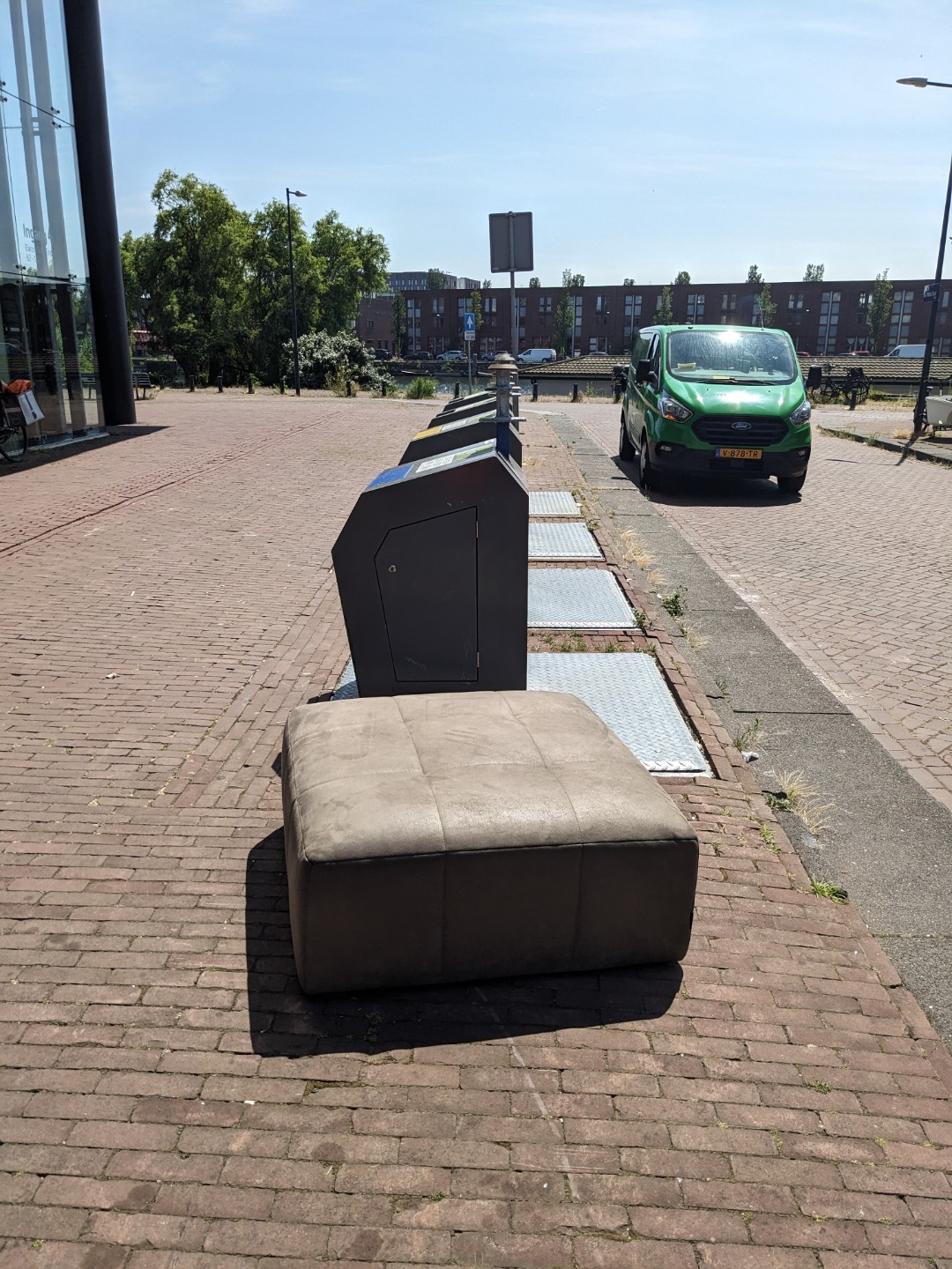 Item found on Amsterdam, Oostelijk Havengebied, Baron G.a. Tindalstraat 11 1