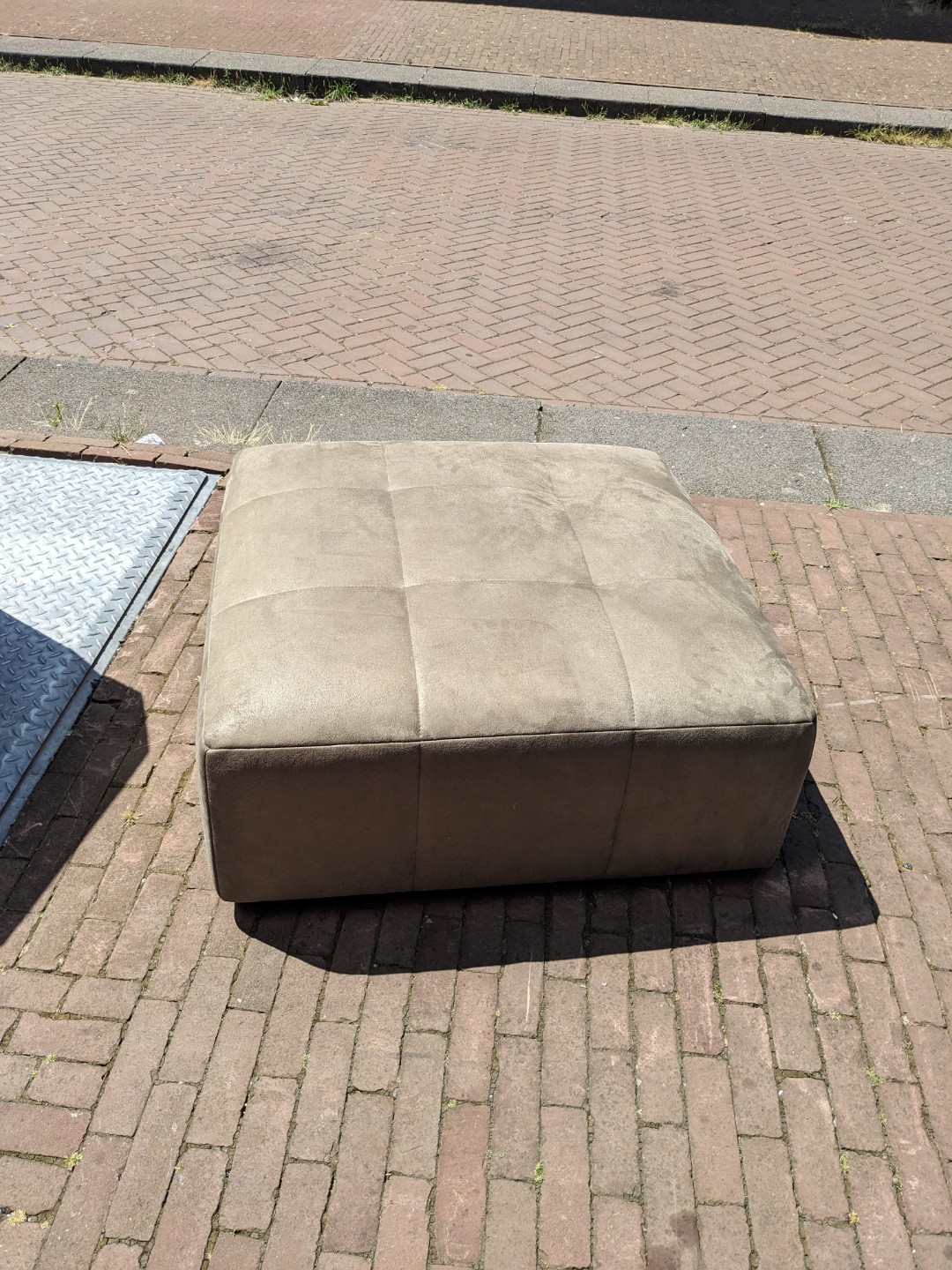 Item found on Amsterdam, Oostelijk Havengebied, Baron G.a. Tindalstraat 11 2