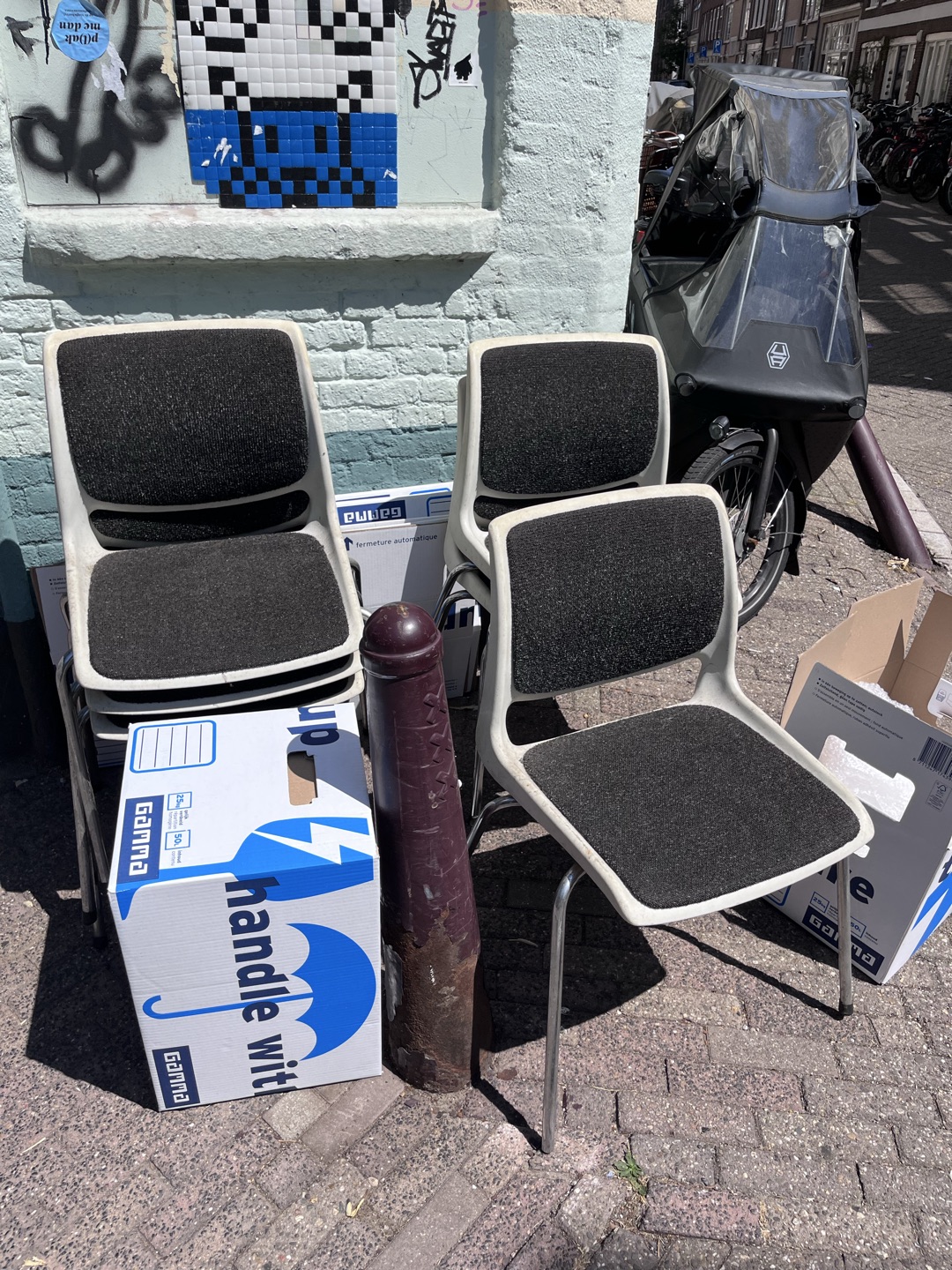 6 chairs.. 1