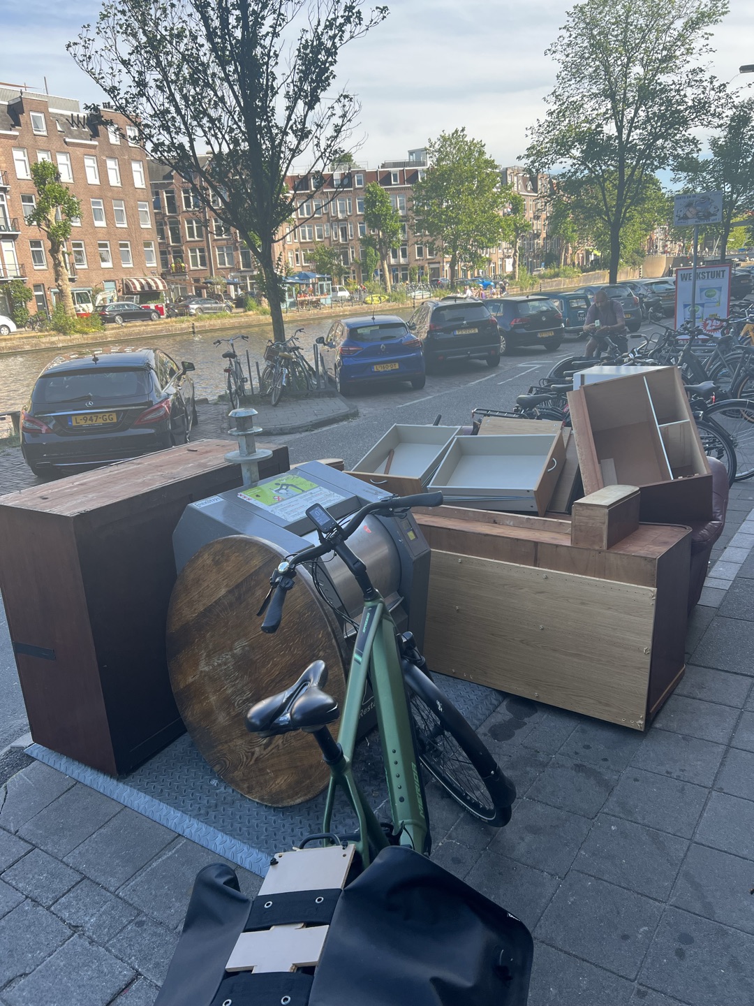 Bankstel, kastjes, tafel 1