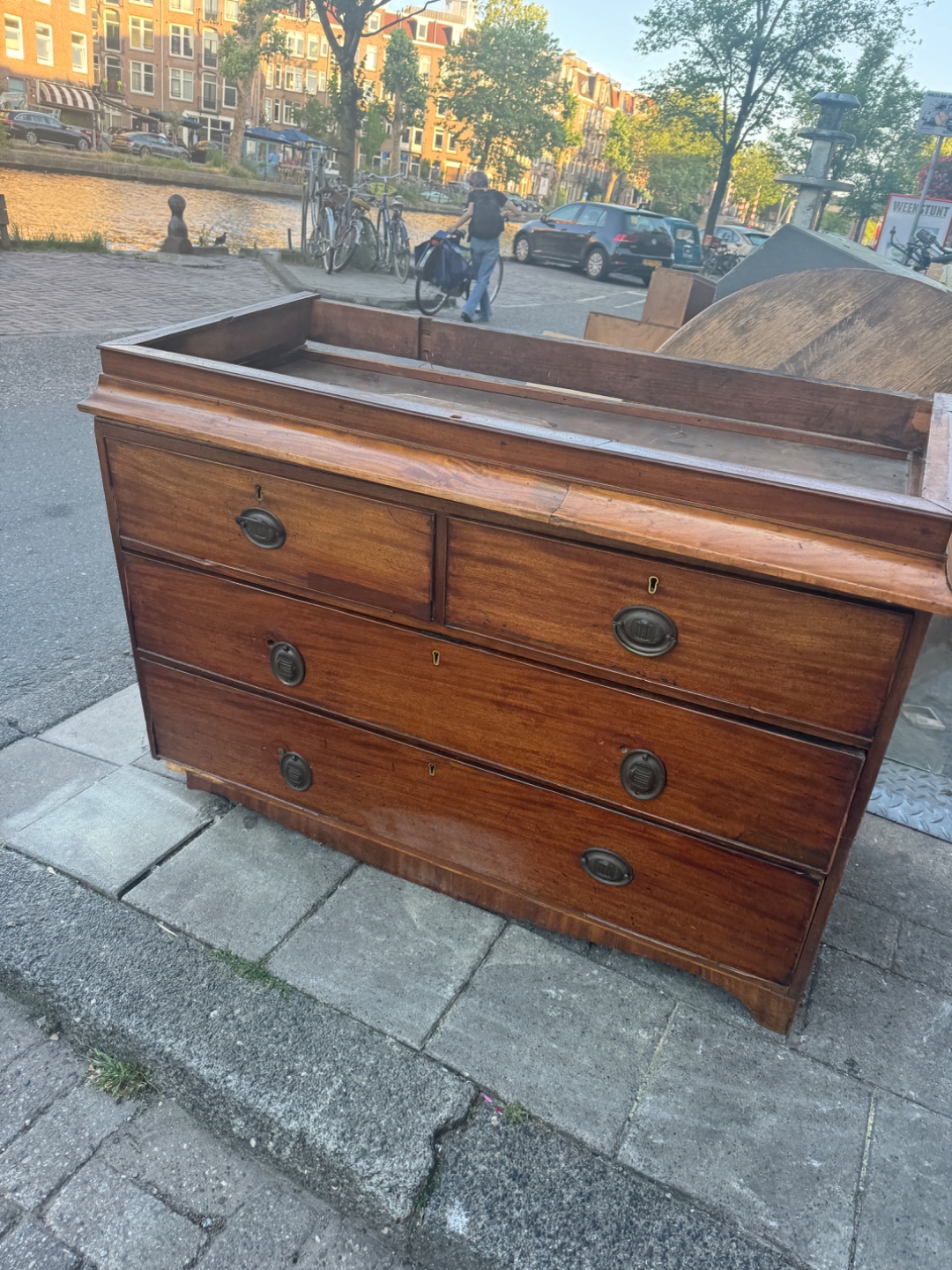 Item found on Amsterdam, Zuid, Hoofddorppleinbuurt, Sloterkade 123 1