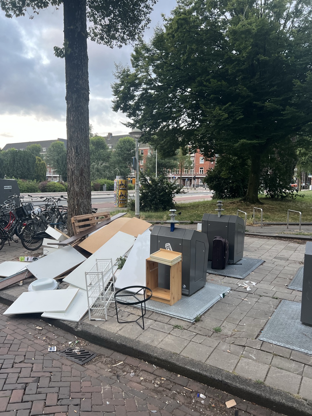Item found on Amsterdam, Zuid, Hoofddorppleinbuurt, Albert Neuhuysstraat 36 2