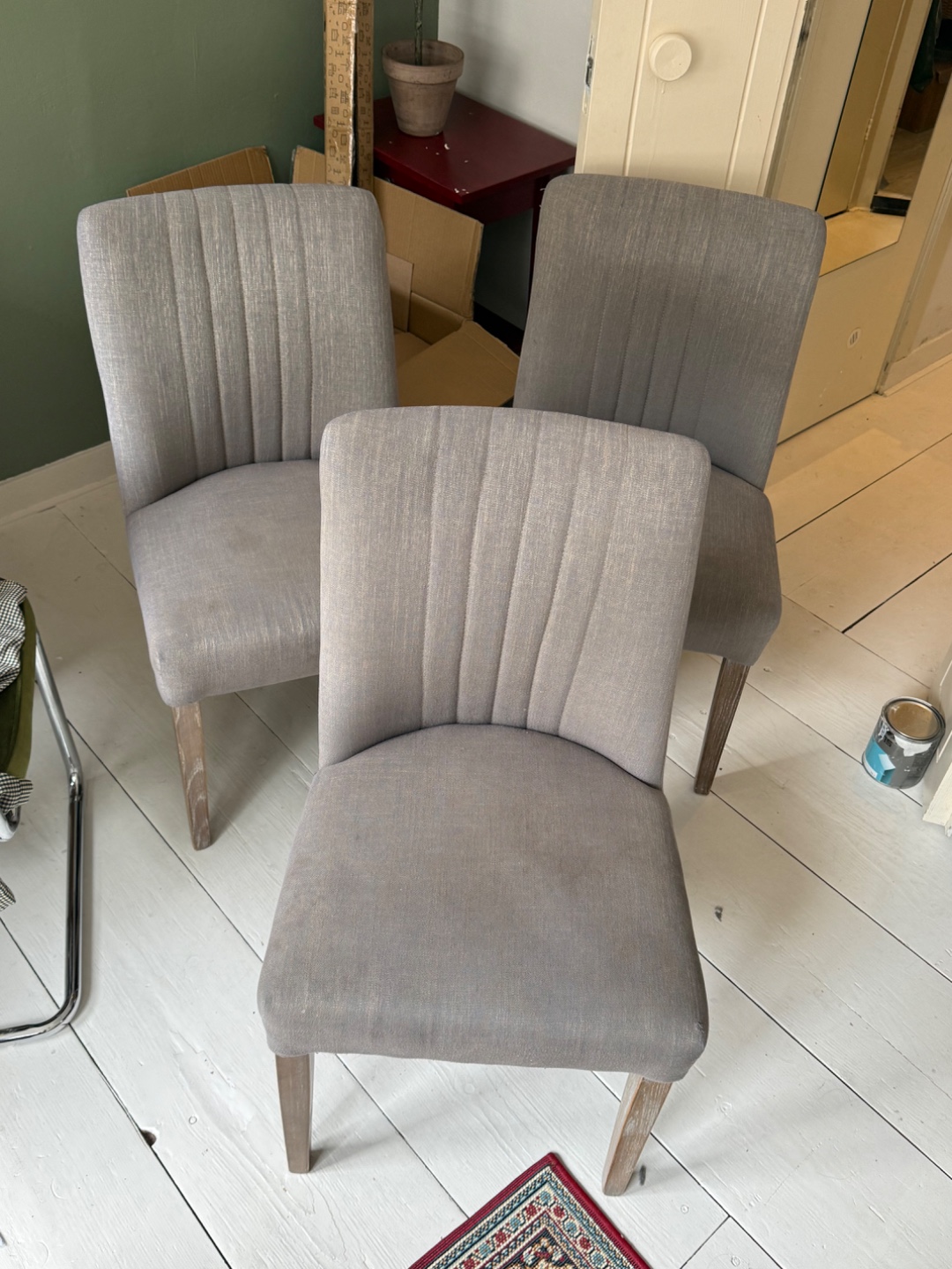 PTMD chairs - to pick up
Whatsapp: 06 83541279 1