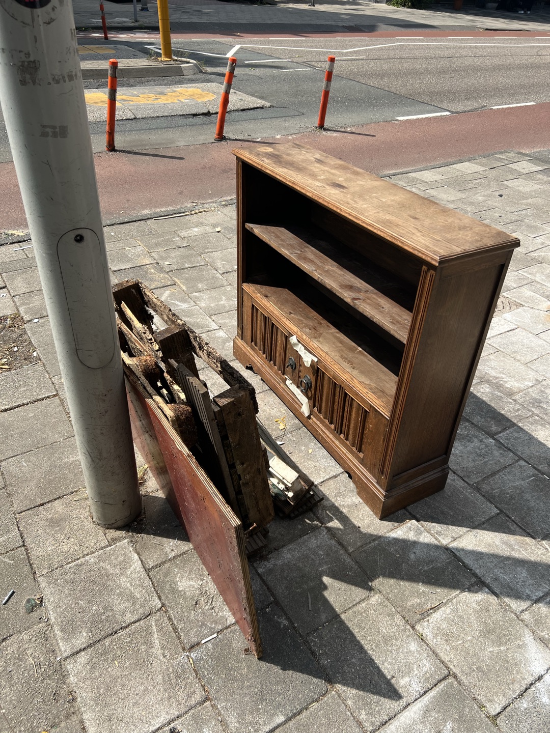 Item found on Amsterdam, Zuid, Hoofddorppleinbuurt, Weissenbruchstraat 37 1