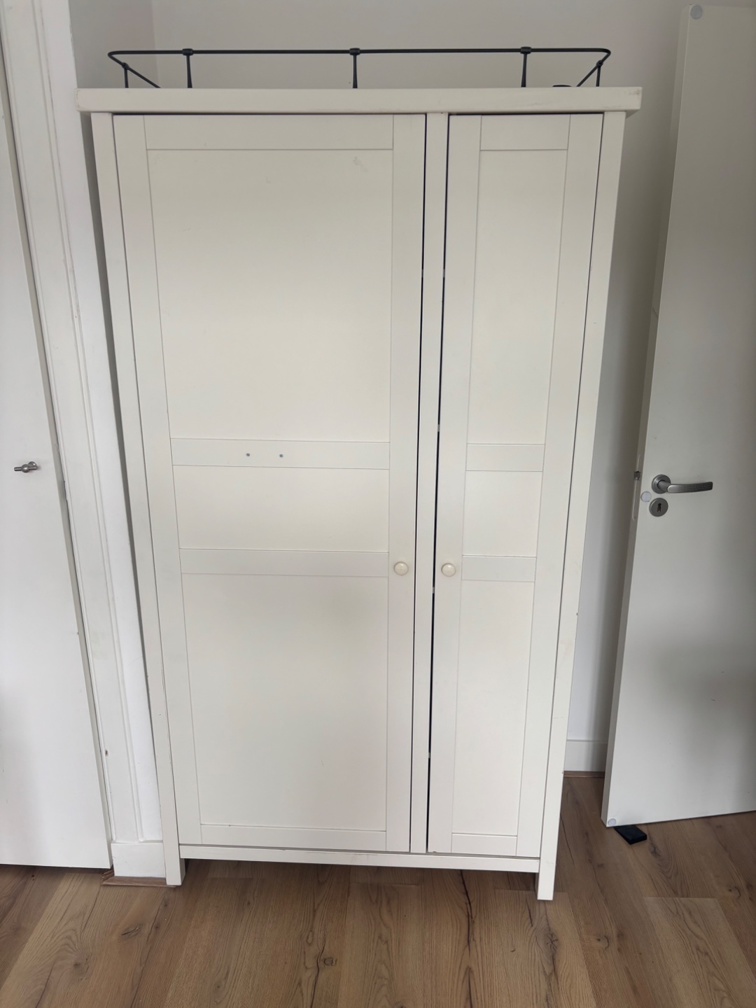 Witte kledingkast en boxspring vandaag ophalen!

App 0610718457 voor contact 1