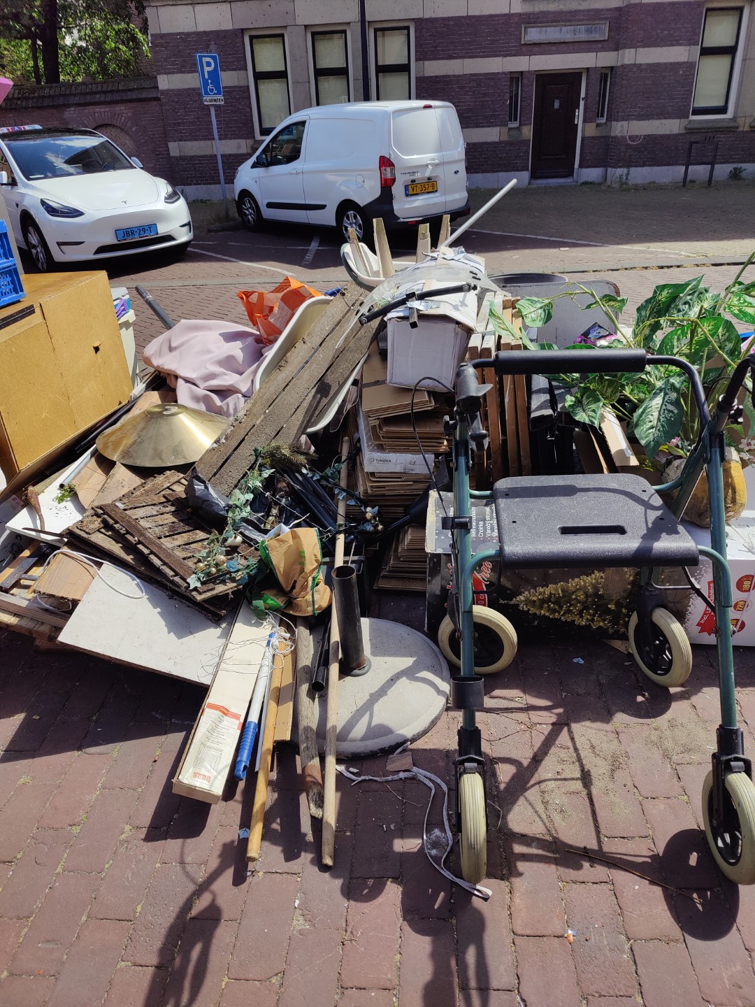 Item found on Amsterdam, Oost, Obiplein 14 1