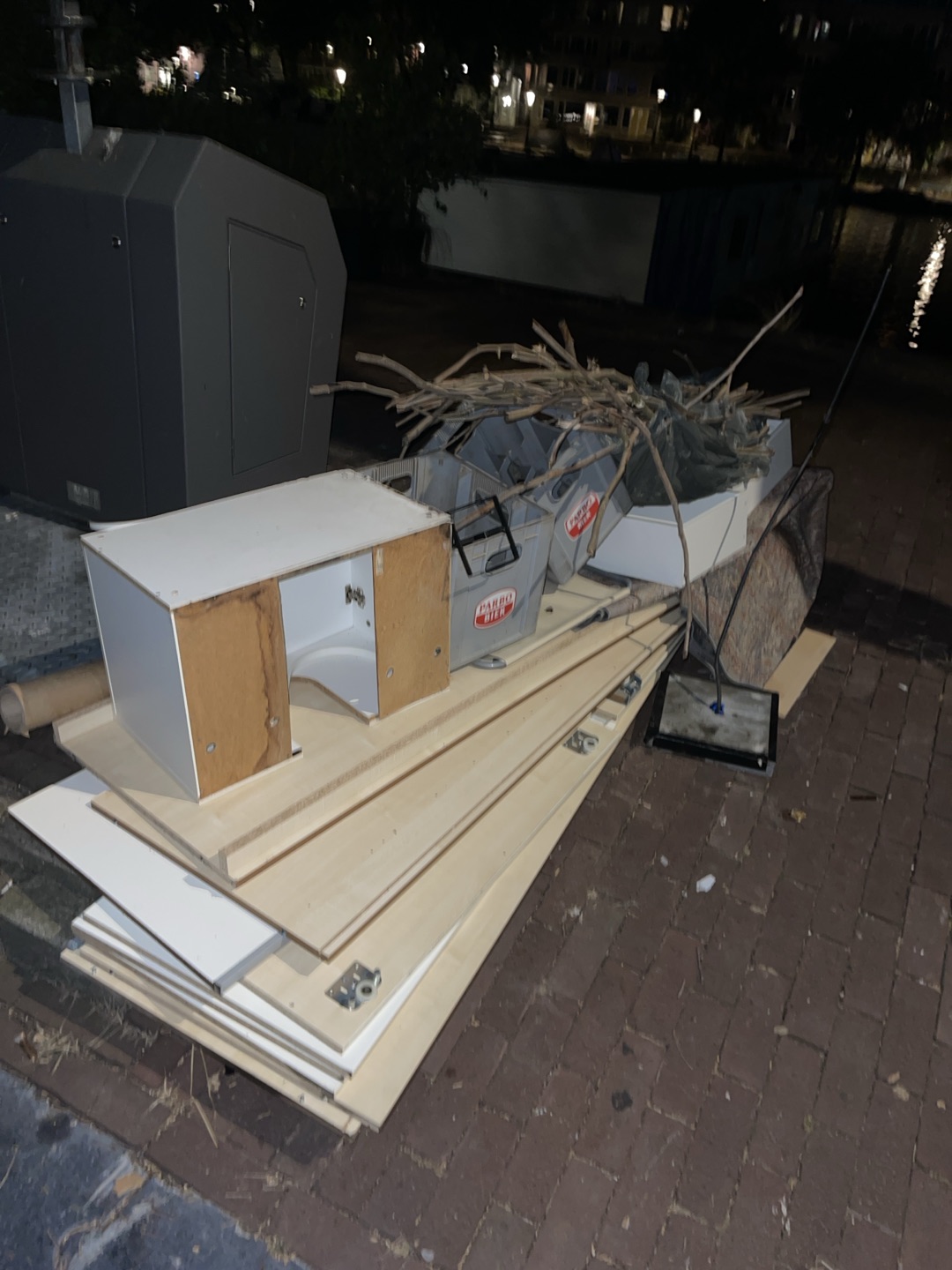 Good quality table and wood 2