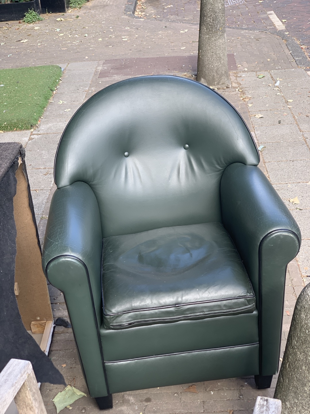 Item found on Amsterdam, De Pijp, Van Der Helstplein 12 1